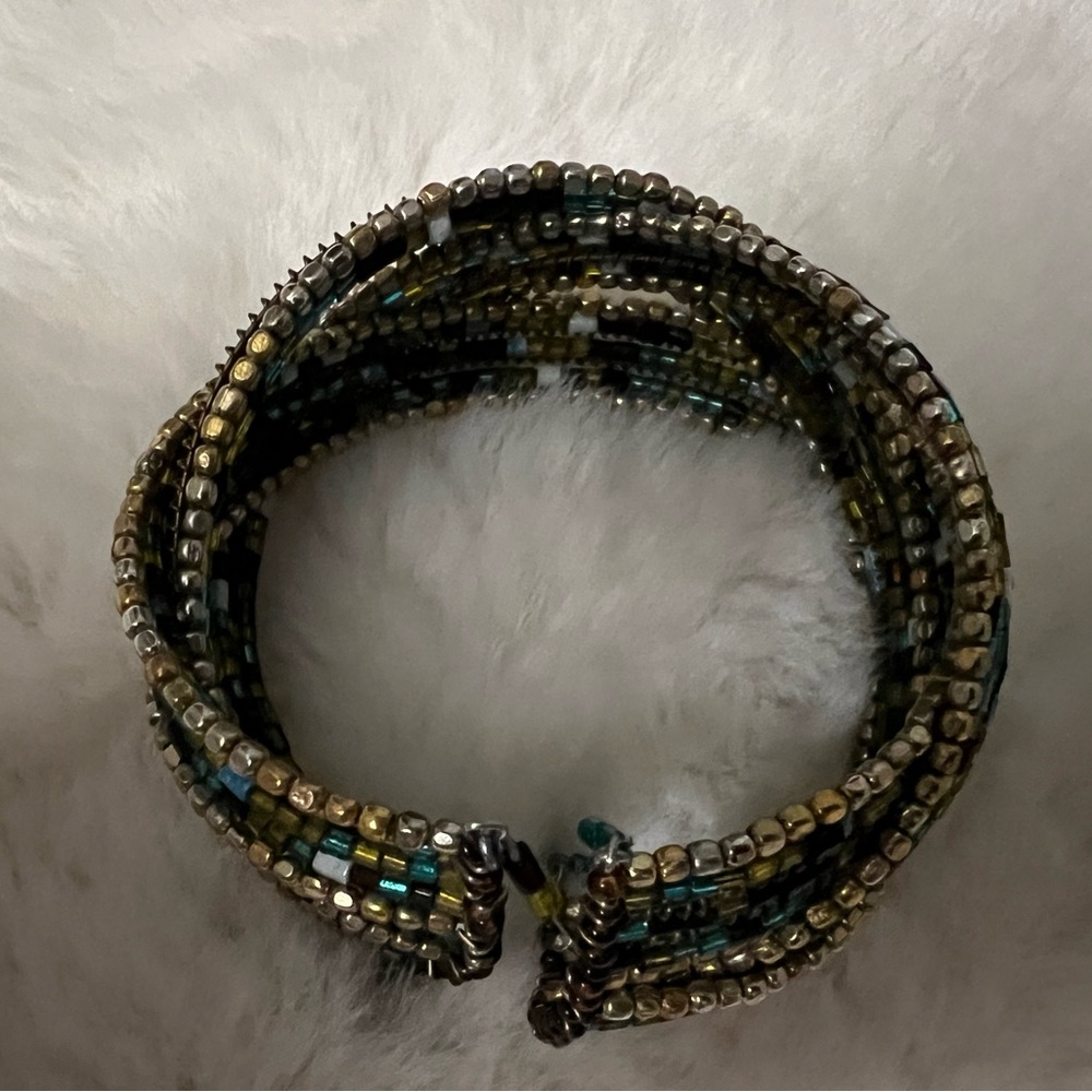 Cuff Bracelet - Picture 7 of 8